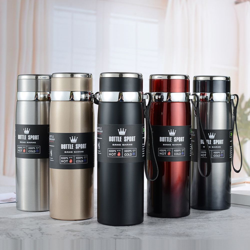 Olha esse achadinho de esportes e fitness: Garrafa Térmica Inox Squeeze Academia 800ml Bebidas Quente ou Gelada
